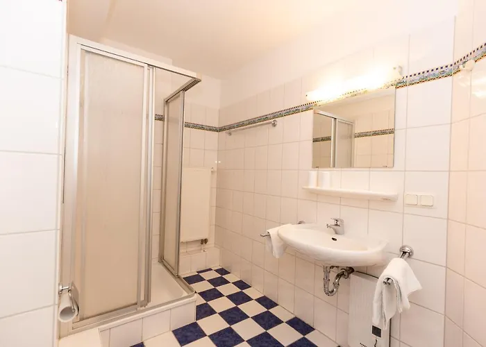 Kurpark-residenz 242 *